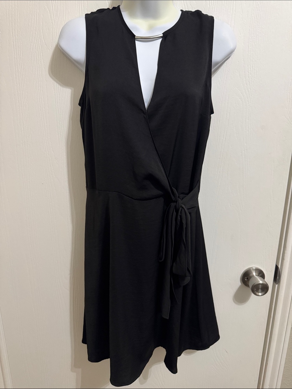 Michael Kors Faux Wrap Dress Plunging V Neck Sleeveless Dress Women's Small
